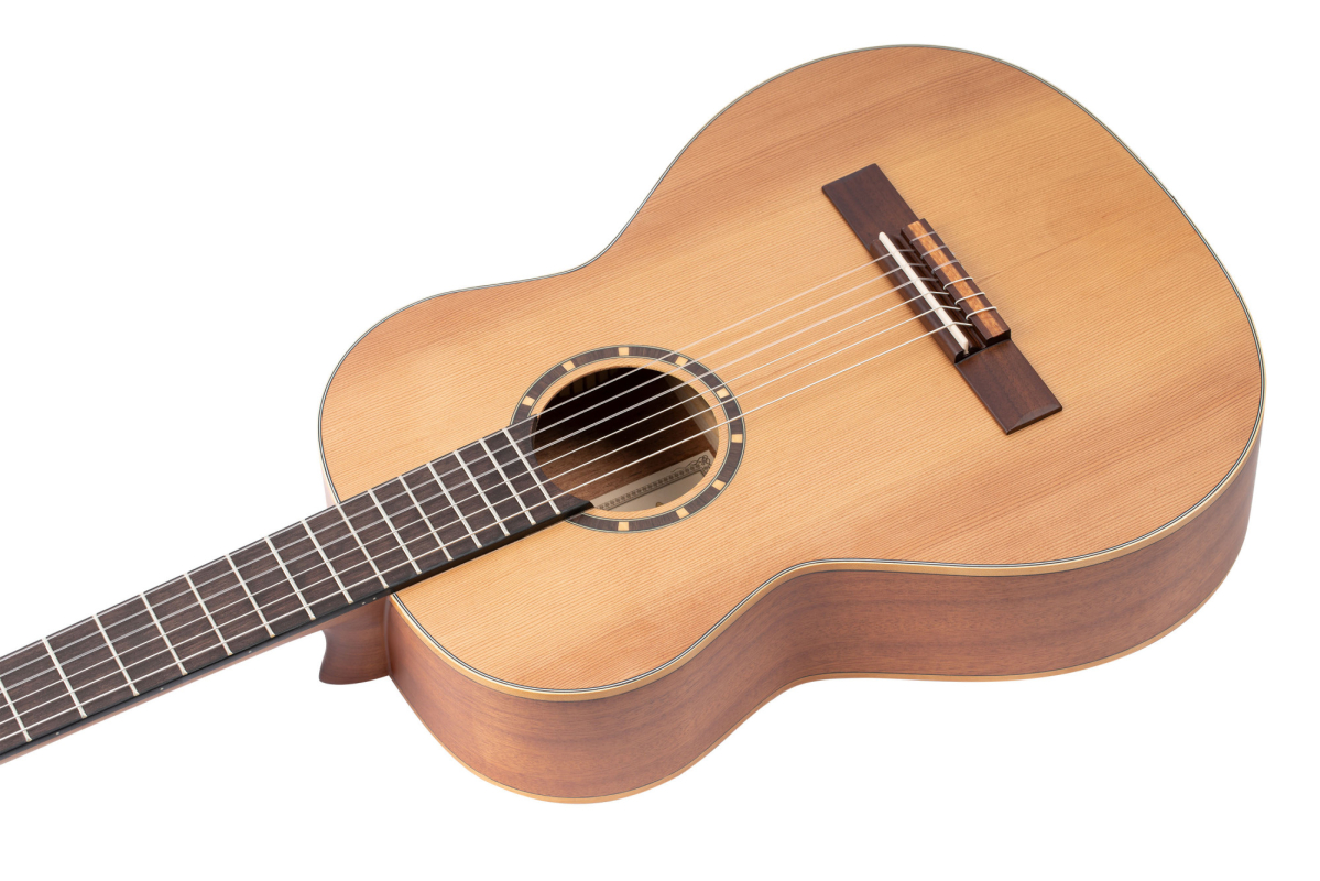 Ortega R122-3/4, Zeder/Mahagoni